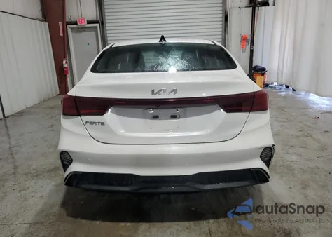 2015 Kia Forte Lx из США, поврежденный, VIN 3KPF24AD5PE567321